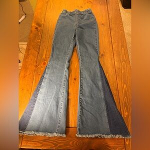 Chic Denim Flare Jeans